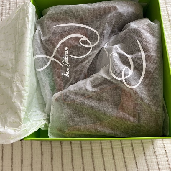 NWB Sam Edelman Laguna Chelsea Boots in Desert Suede Size 6.5 - Picture 5 of 7